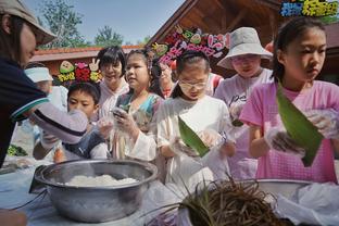 鹈鹕主帅：以英格拉姆的身高&运动能力 他能够成为攻防一体的球员